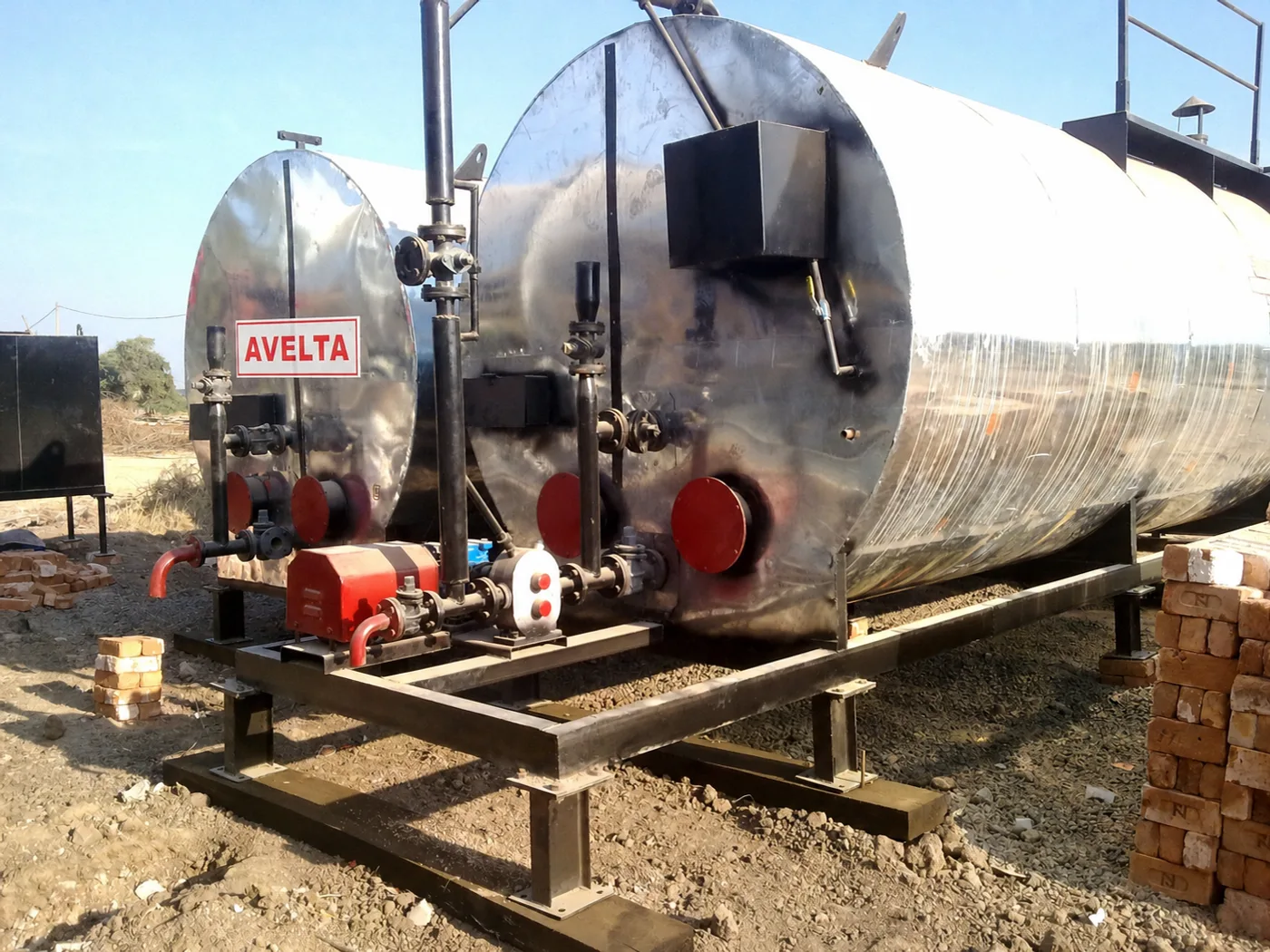 Bitumen Heating & Storage Tank